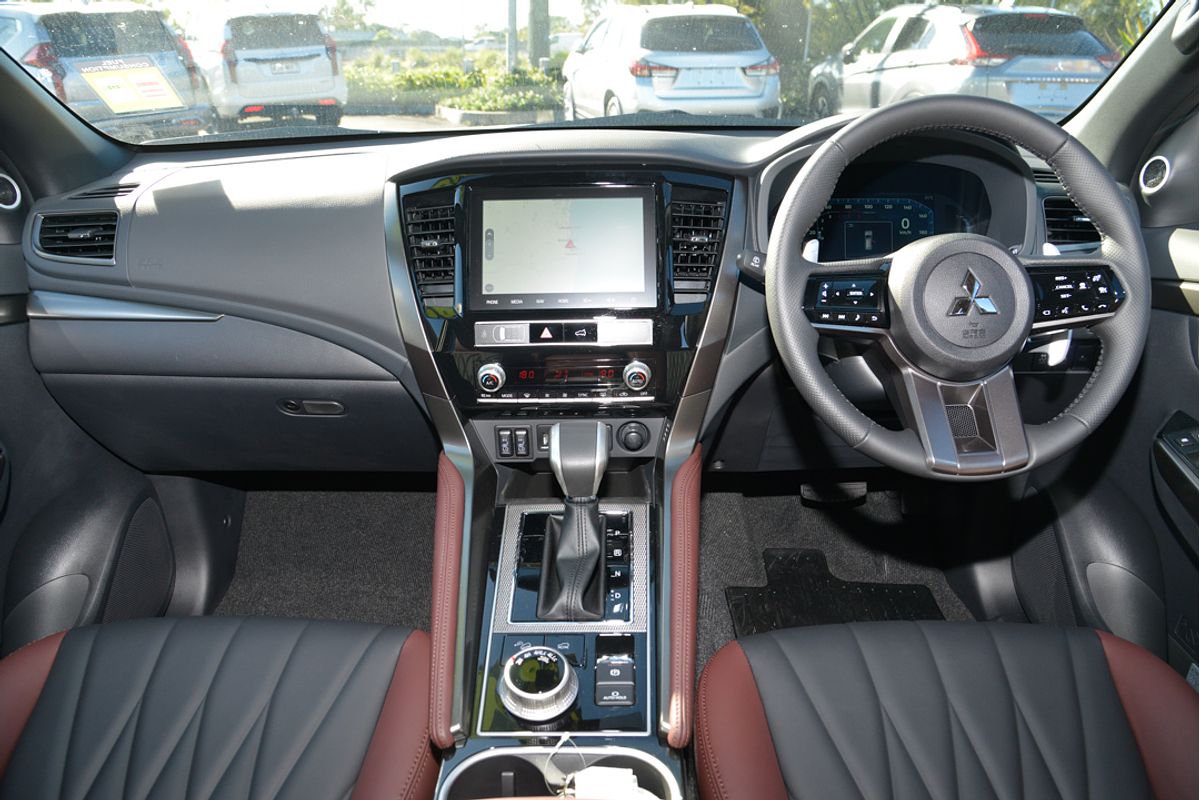 2024 Mitsubishi Pajero Sport GSR QG