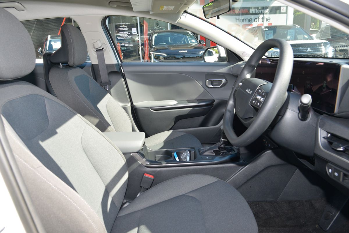 2025 Kia K4 Sport CL4m