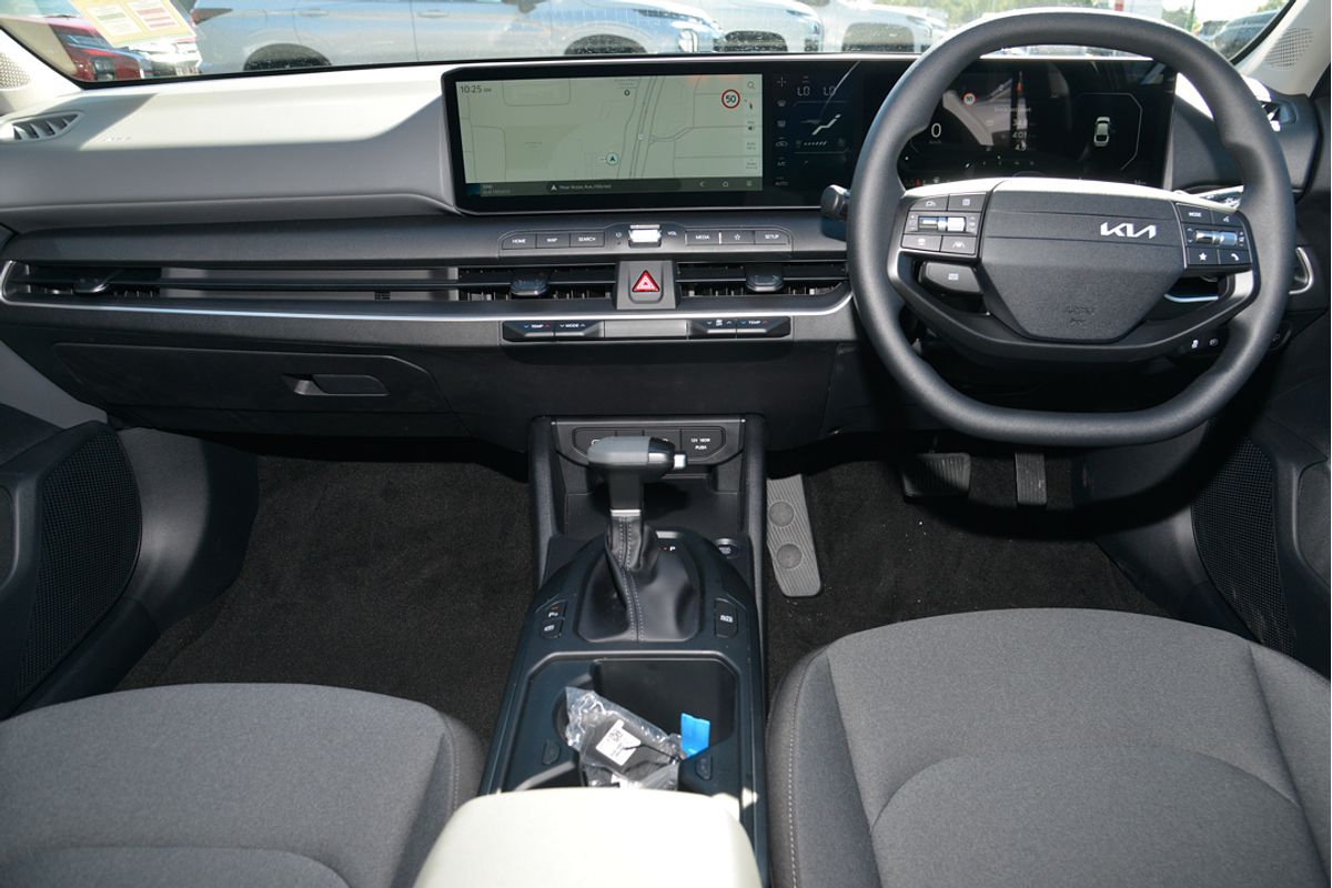2025 Kia K4 Sport CL4m