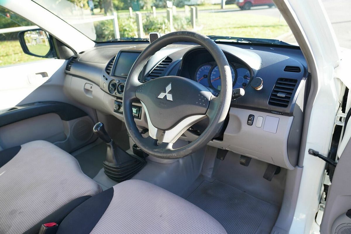 2007 Mitsubishi Triton GL ML Rear Wheel Drive