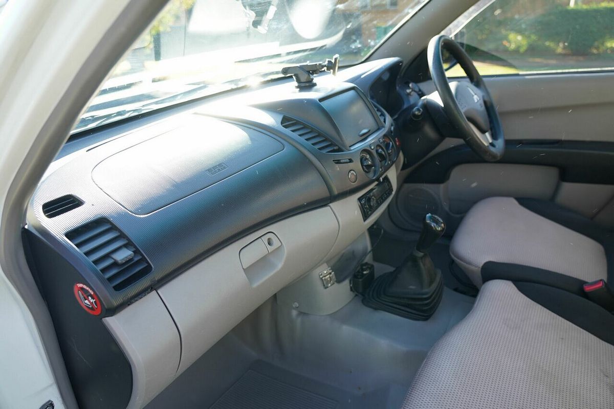 2007 Mitsubishi Triton GL ML Rear Wheel Drive