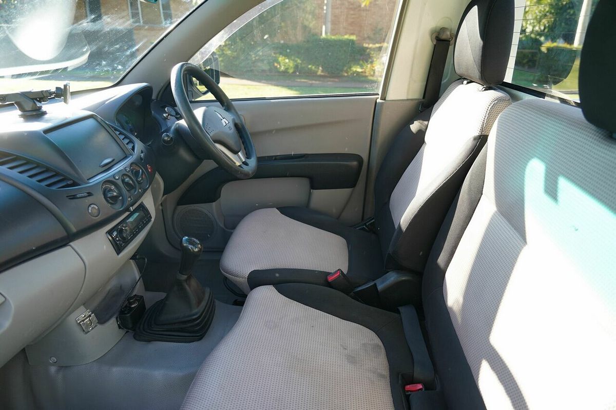 2007 Mitsubishi Triton GL ML Rear Wheel Drive