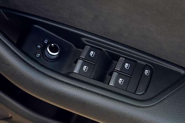 2018 Audi A4 40 TFSI S line B9