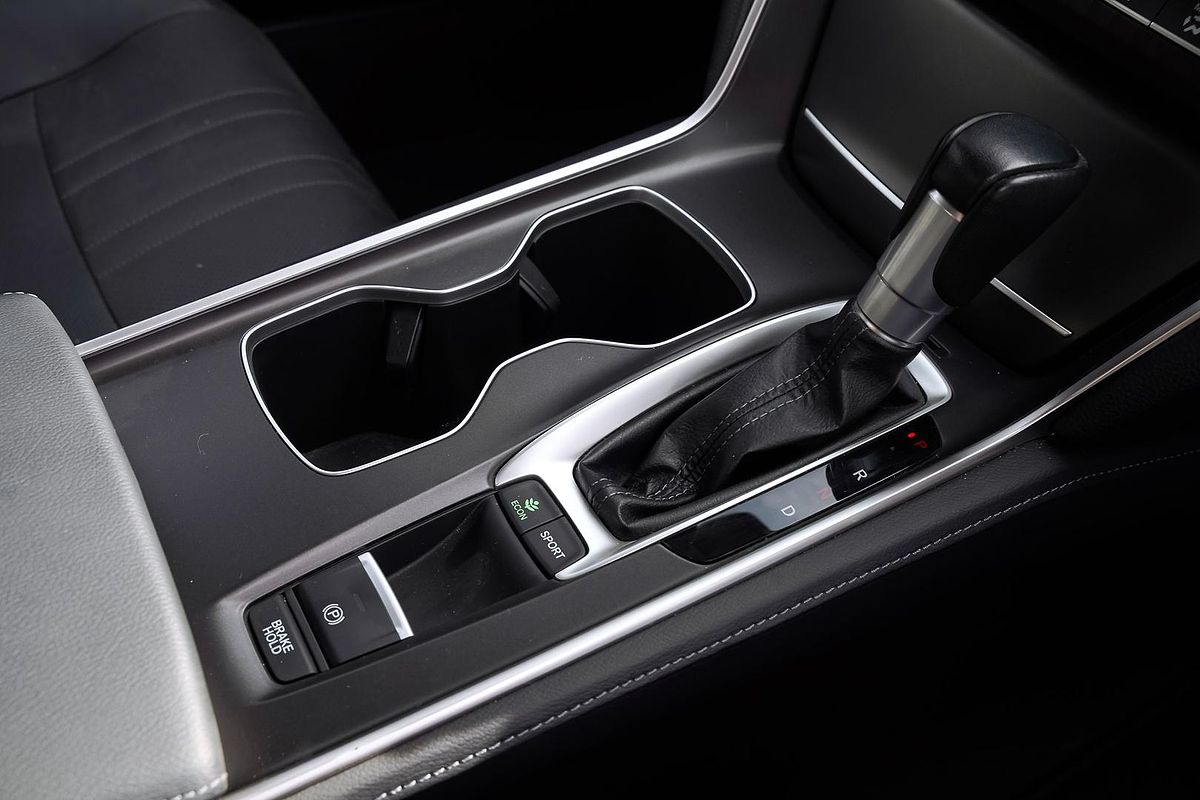 2021 Honda Accord VTi-LX 10th Gen