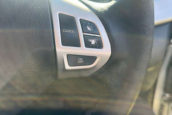 2011 Mitsubishi Lancer SX CJ