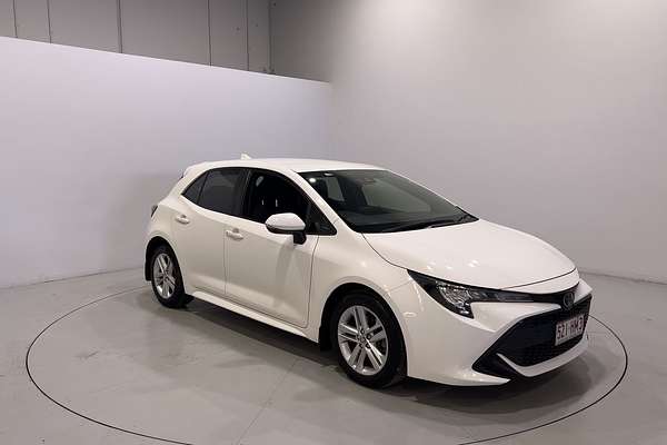 2018 Toyota Corolla Ascent Sport MZEA12R