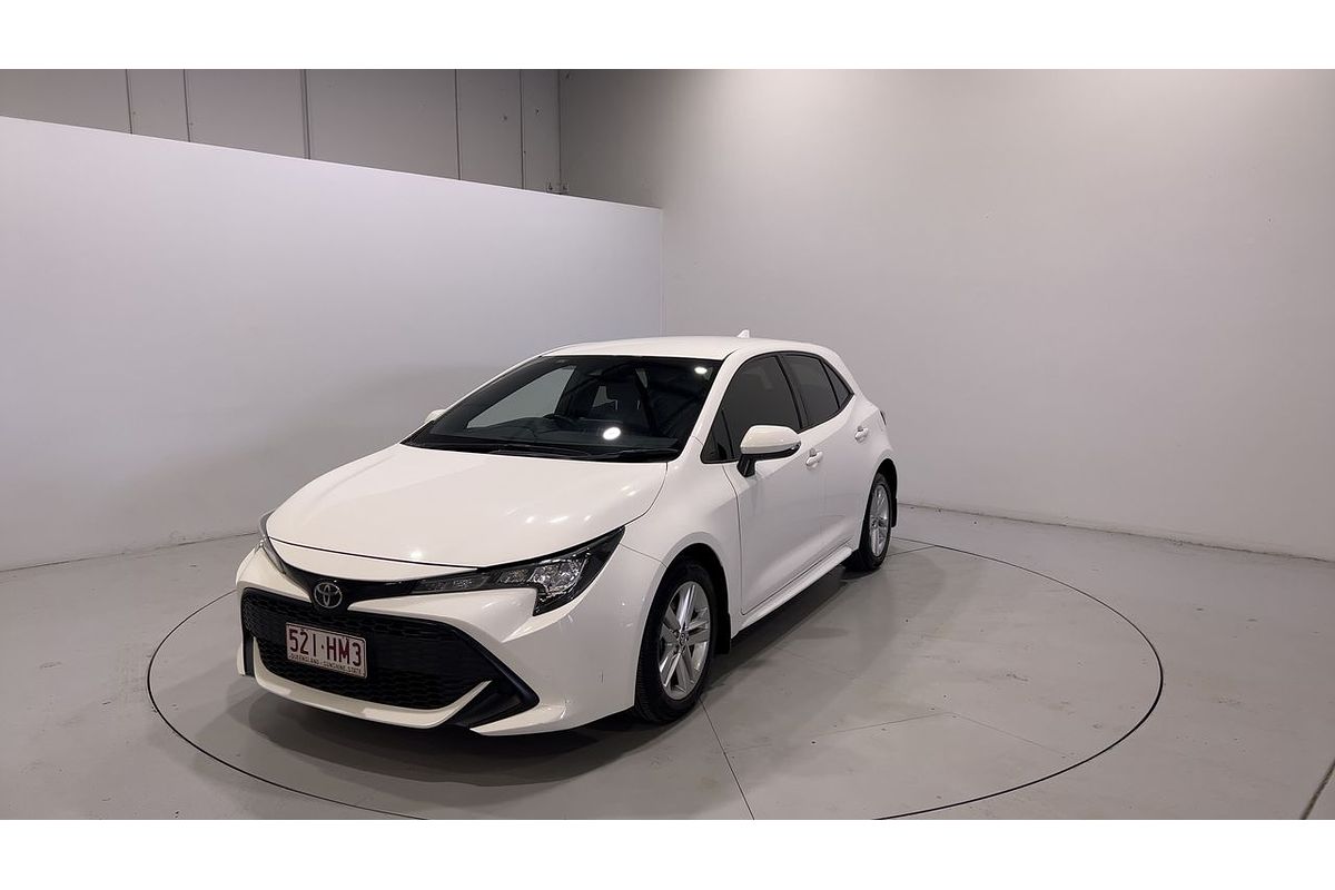 2018 Toyota Corolla Ascent Sport MZEA12R