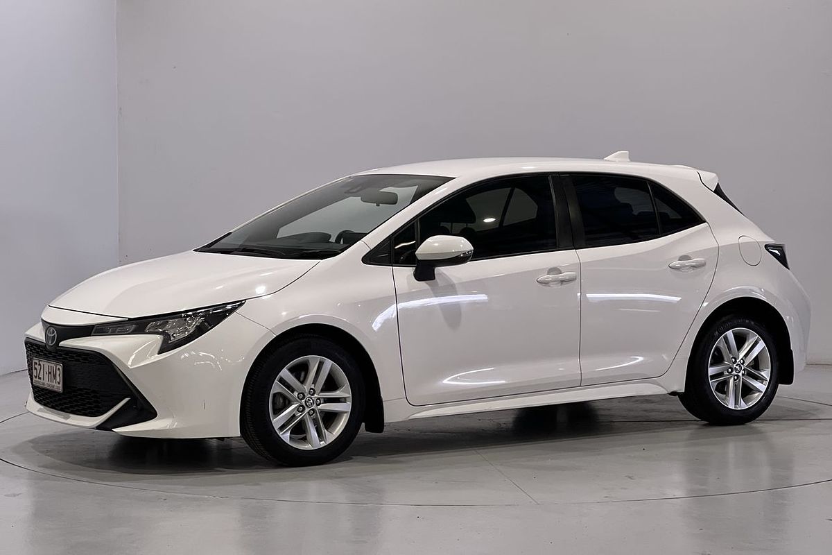 2018 Toyota Corolla Ascent Sport MZEA12R