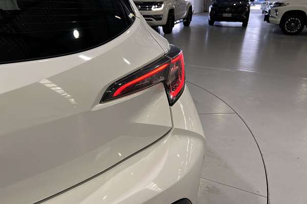 2018 Toyota Corolla Ascent Sport MZEA12R