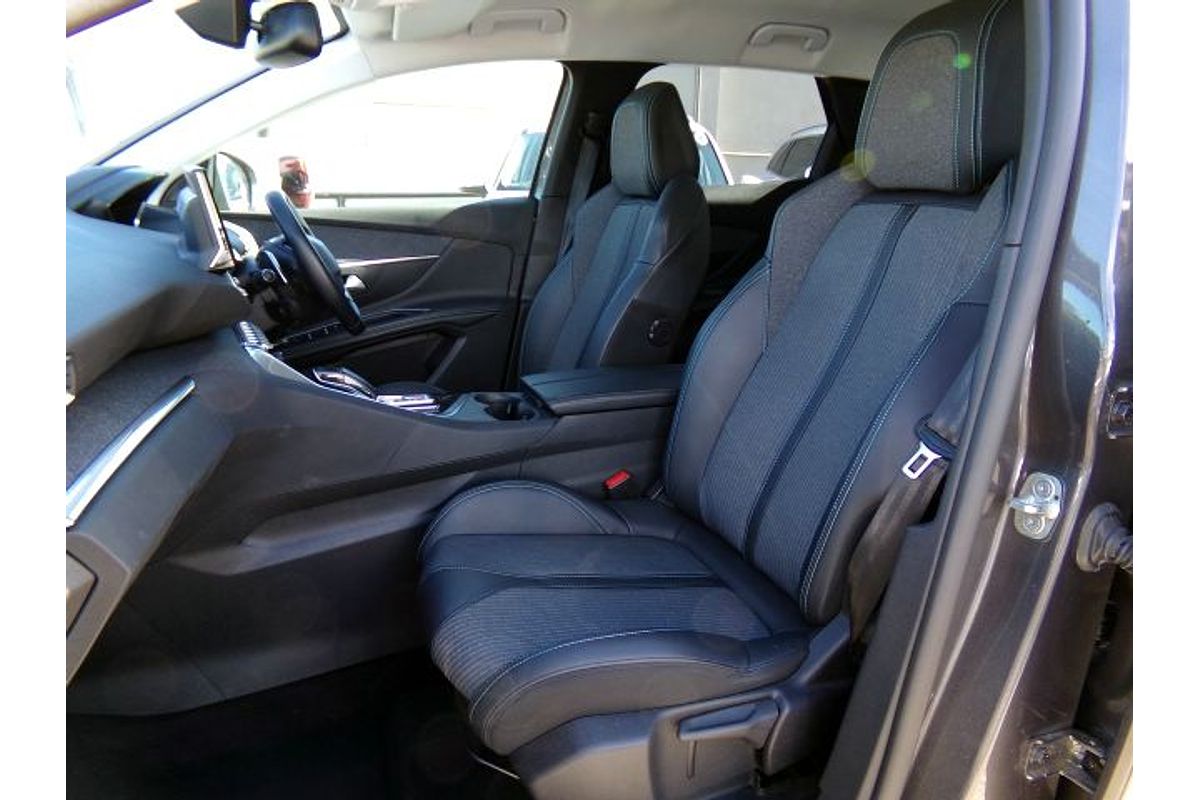 2023 Peugeot 3008 Allure P84