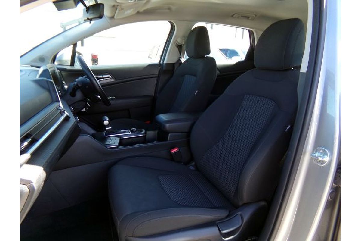 2022 Kia Sportage S NQ5