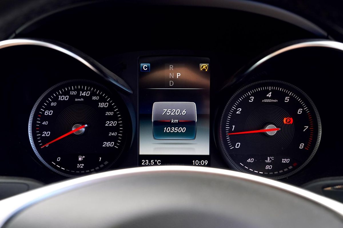 2017 Mercedes-Benz C-Class C200 C205