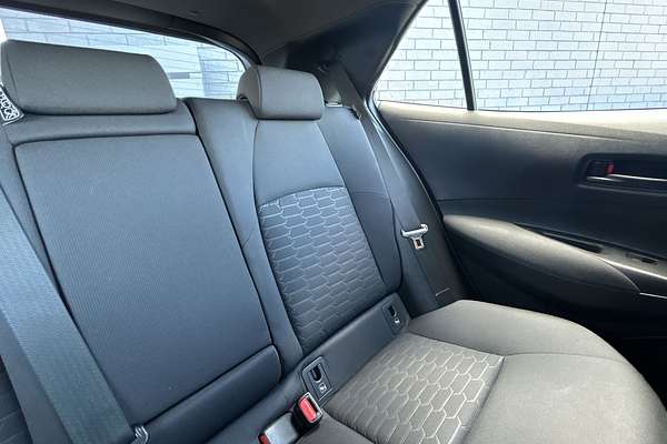 2022 Toyota Corolla Ascent Sport Hybrid ZWE211R
