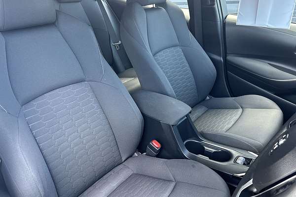 2022 Toyota Corolla Ascent Sport Hybrid ZWE211R