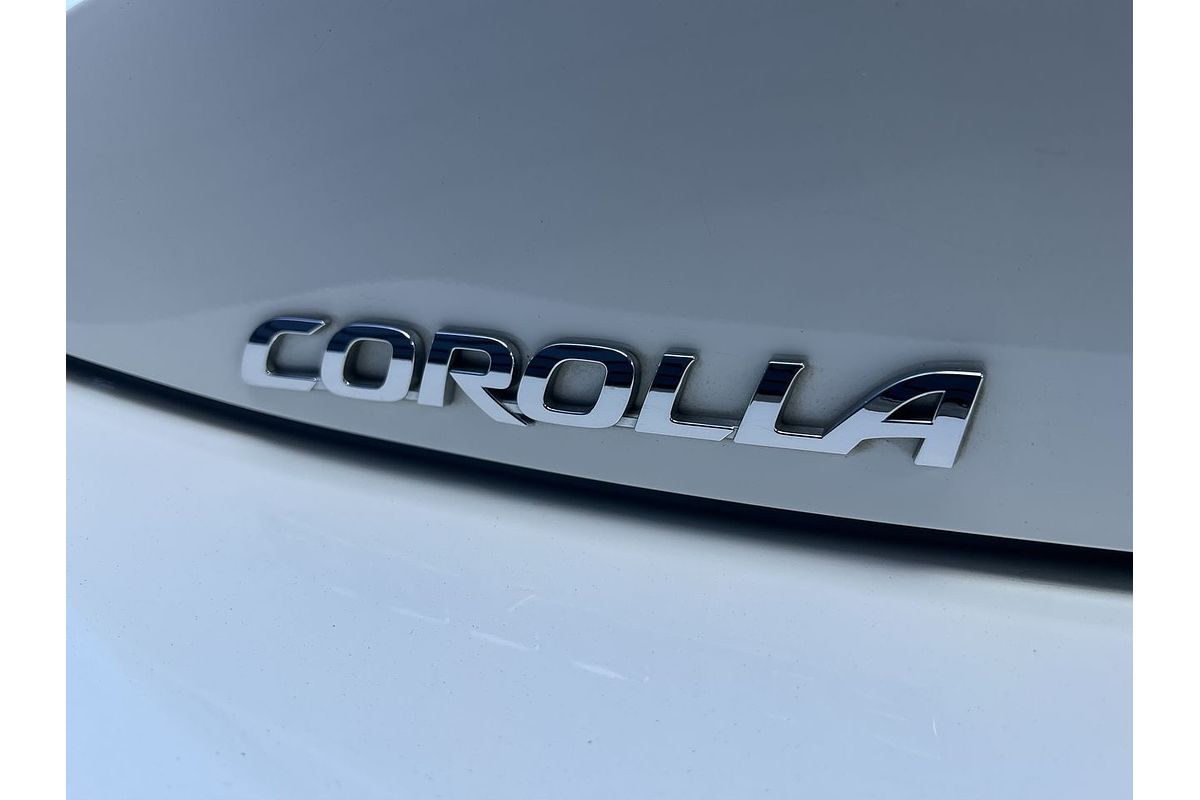 2022 Toyota Corolla Ascent Sport Hybrid ZWE211R