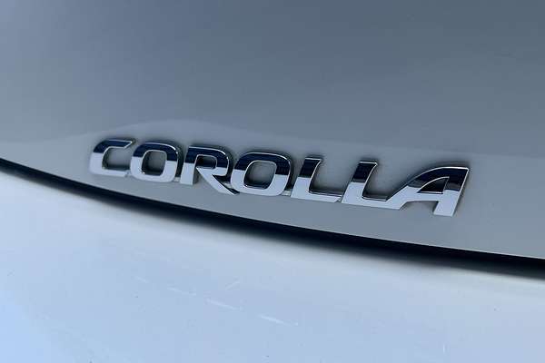 2022 Toyota Corolla Ascent Sport Hybrid ZWE211R