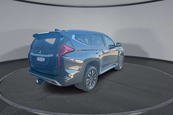 2022 Mitsubishi Pajero Sport GLS QF