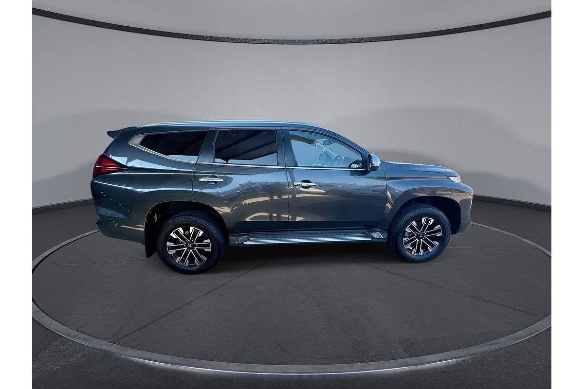 2022 Mitsubishi Pajero Sport GLS QF