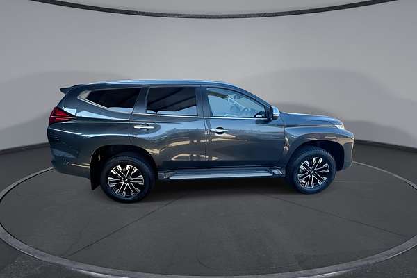 2022 Mitsubishi Pajero Sport GLS QF