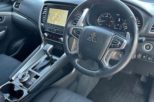 2022 Mitsubishi Pajero Sport GLS QF