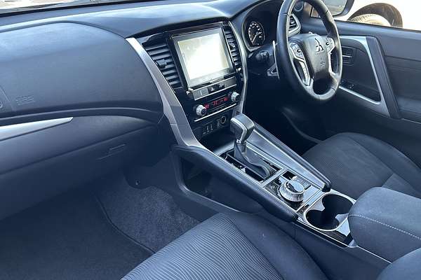 2022 Mitsubishi Pajero Sport GLS QF