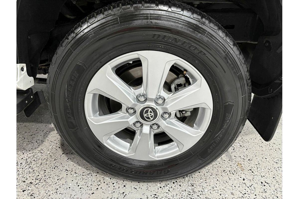 2022 Toyota Landcruiser GXL FJA300R