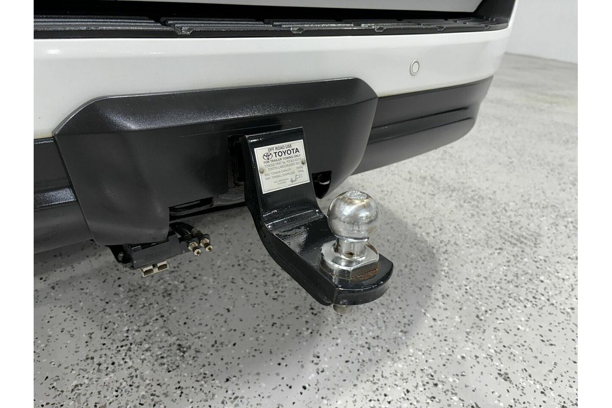 2022 Toyota Landcruiser GXL FJA300R