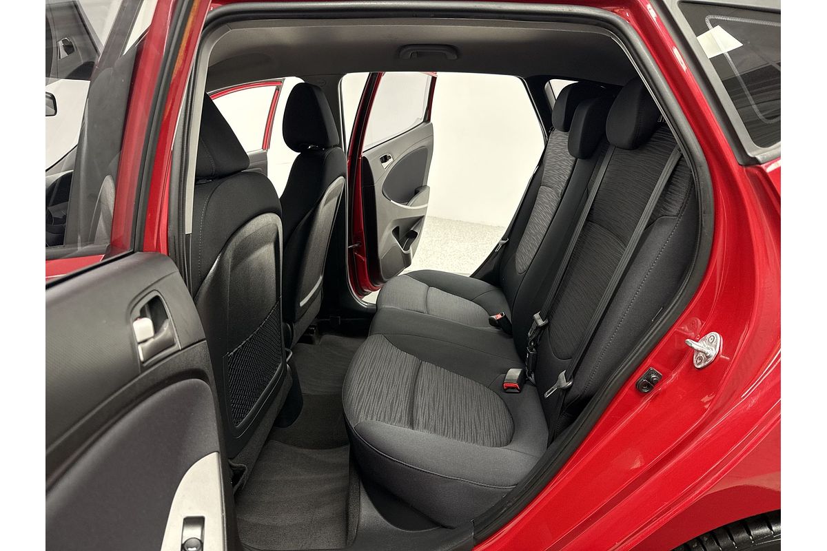 2017 Hyundai Accent Sport RB5