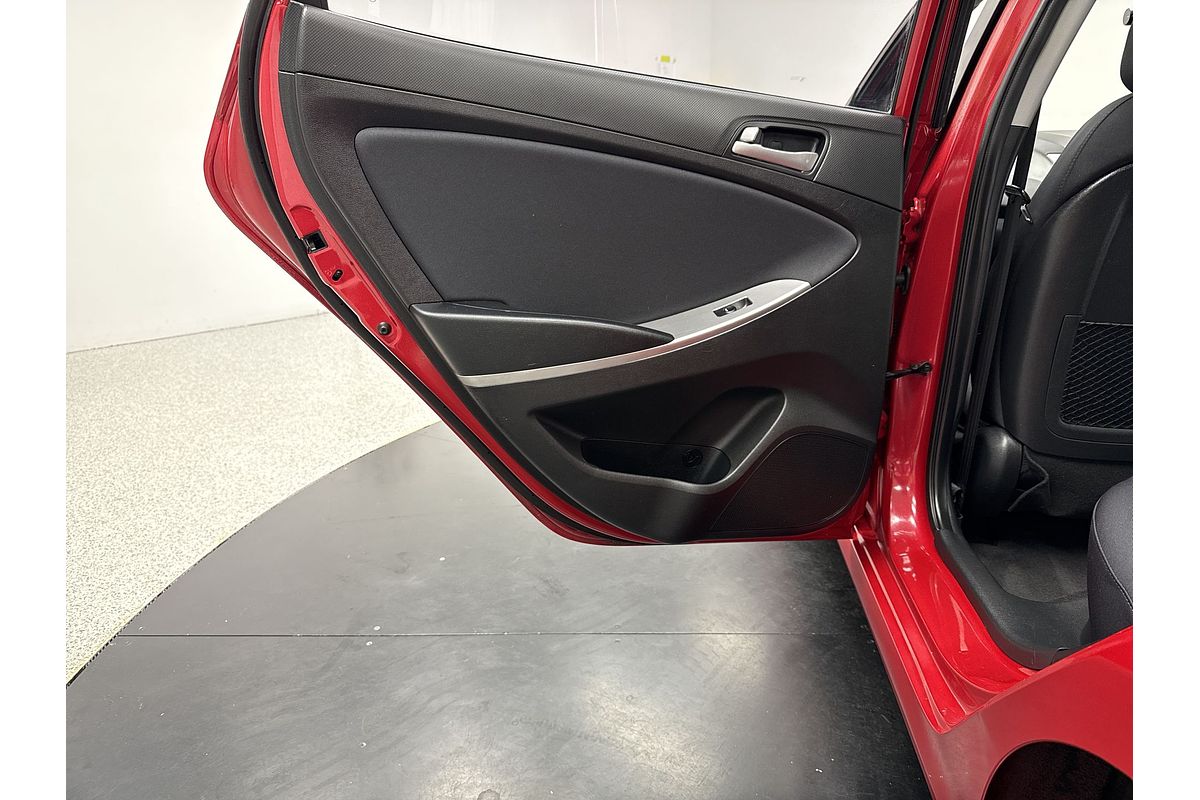 2017 Hyundai Accent Sport RB5