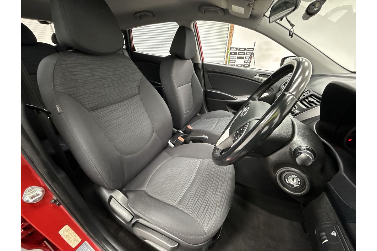 2017 Hyundai Accent Sport RB5