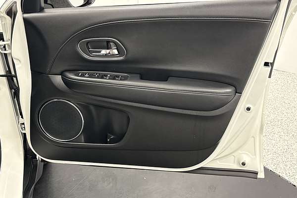 2019 Honda HR-V VTi-S