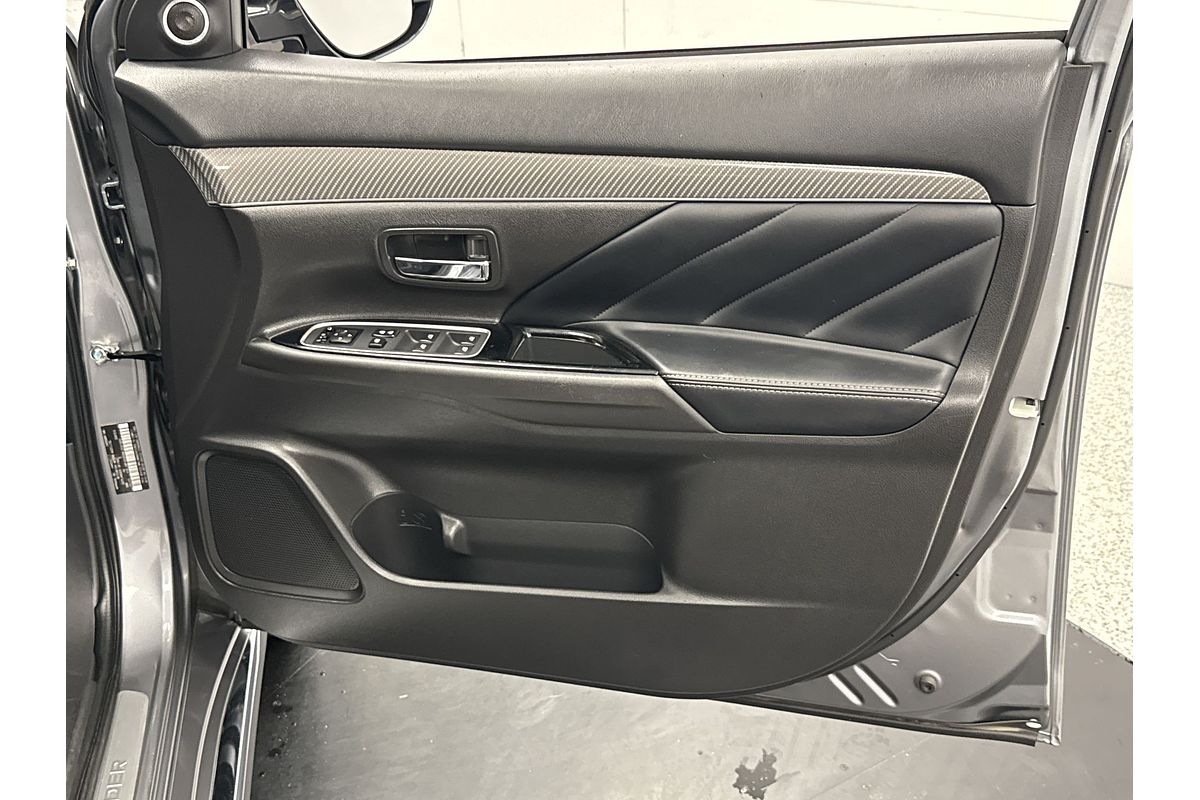 2021 Mitsubishi Outlander PHEV Exceed ZL