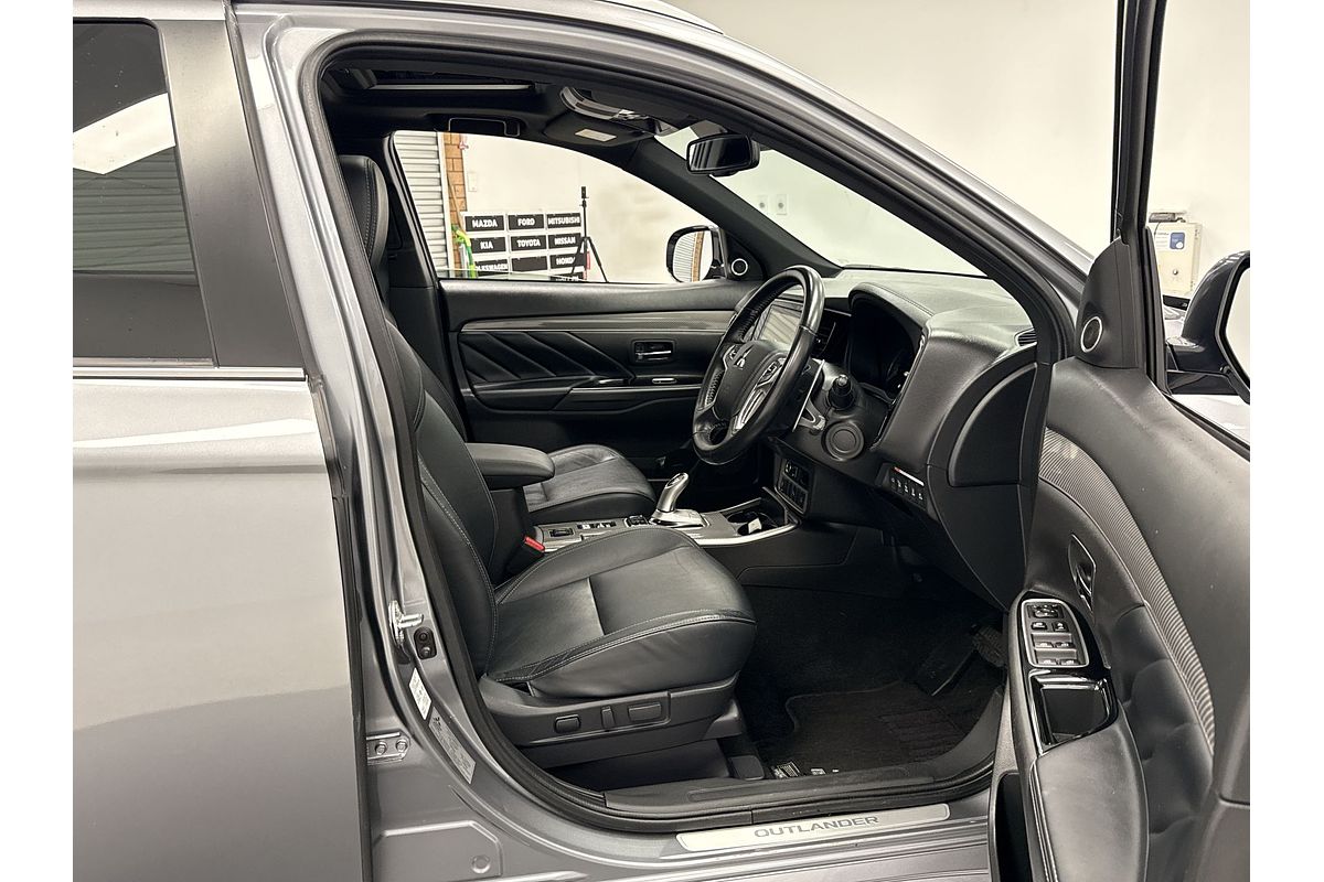 2021 Mitsubishi Outlander PHEV Exceed ZL