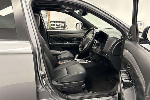 2021 Mitsubishi Outlander PHEV Exceed ZL