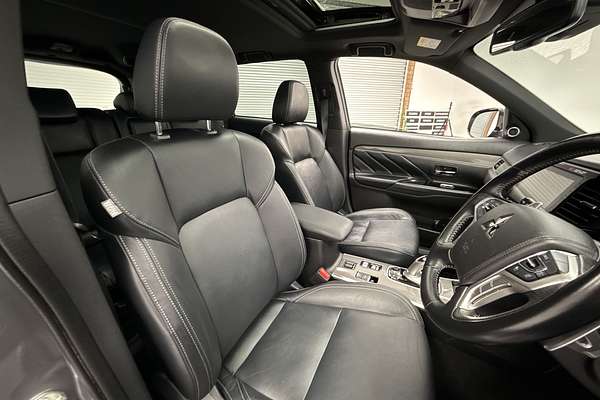 2021 Mitsubishi Outlander PHEV Exceed ZL