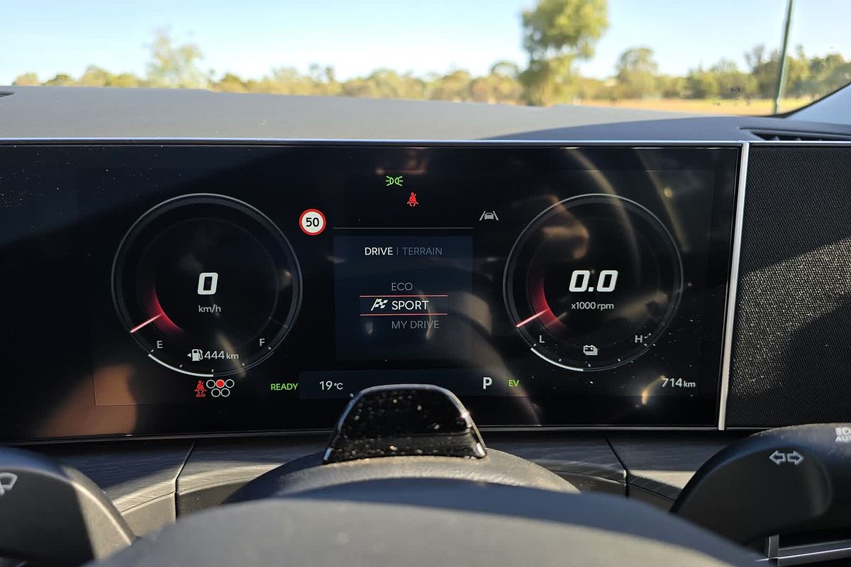 2025 Hyundai Santa Fe Hybrid Elite MX5.V1