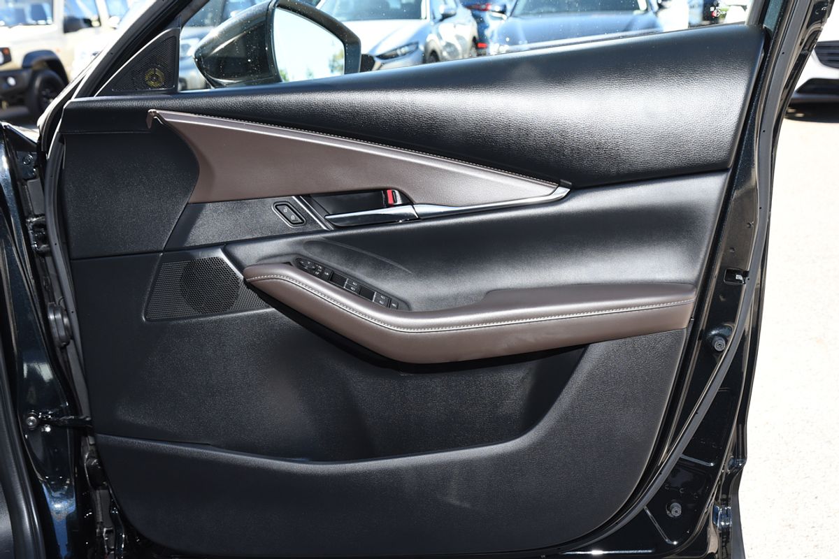2022 Mazda CX-30 G25 Touring DM Series
