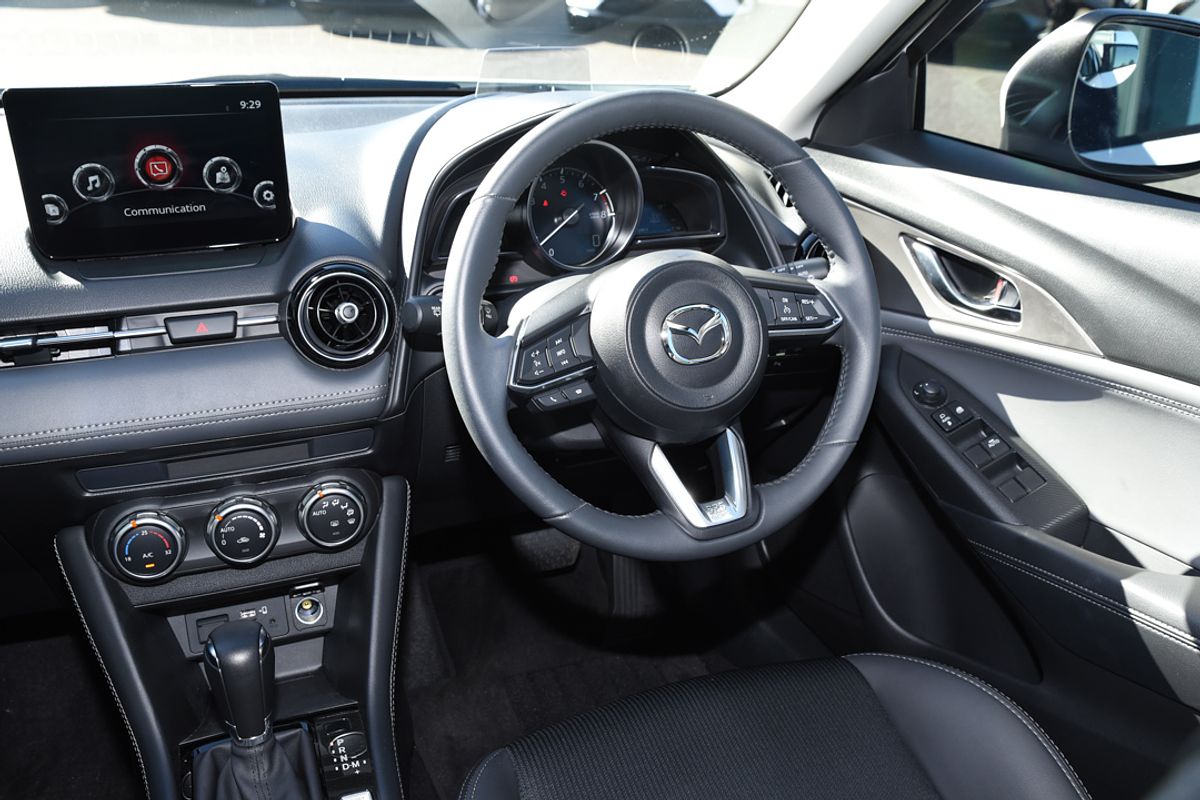 2023 Mazda CX-3 sTouring DK
