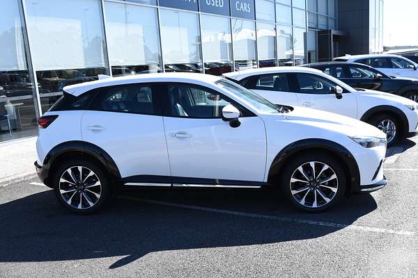 2022 Mazda CX-3 sTouring DK