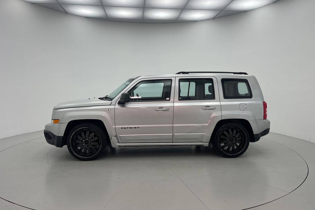 2011 Jeep PATRIOT SPORT 5 SP MANUAL 4D WAGON 4CYL 