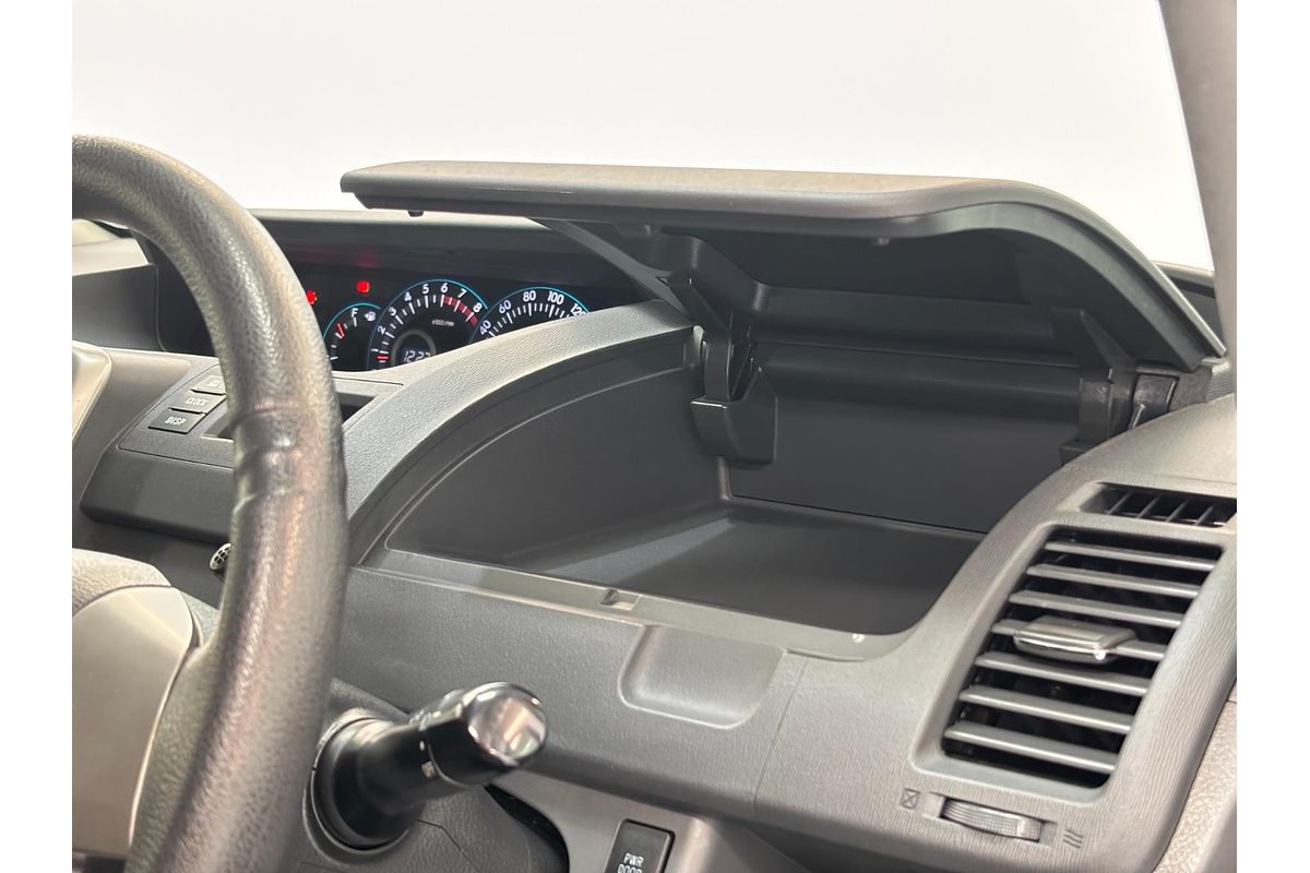 2009 Toyota VOXY WELCAB ZRR70