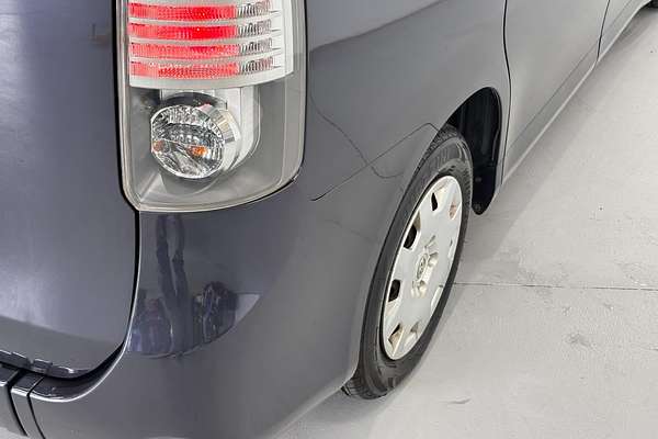 2009 Toyota VOXY WELCAB ZRR70