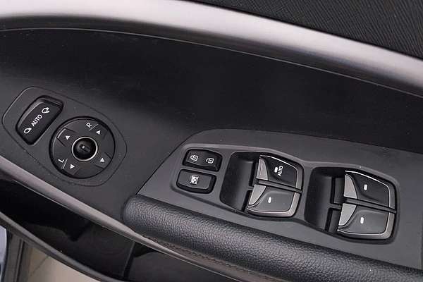 2016 Hyundai Santa Fe Active DM3 Series II