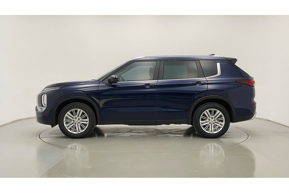 2022 Mitsubishi Outlander LS ZM