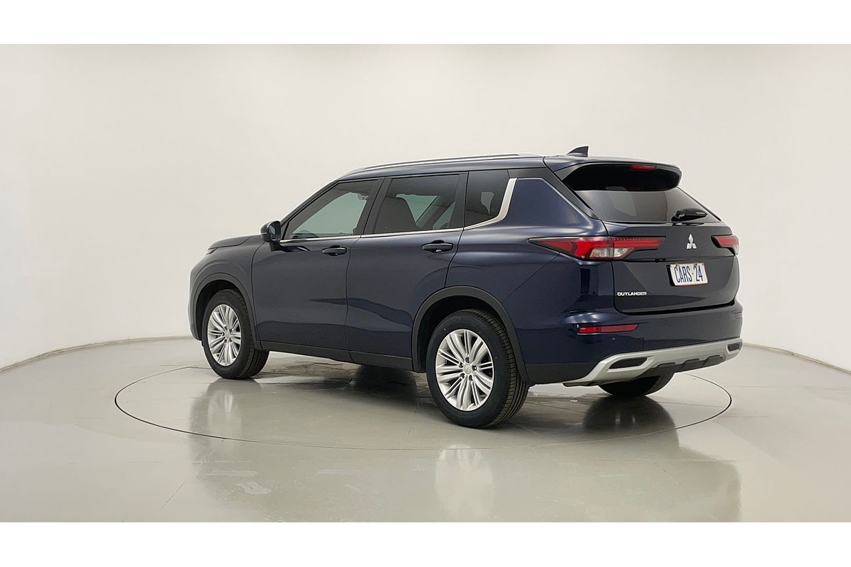 2022 Mitsubishi Outlander LS ZM