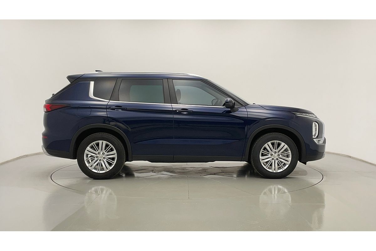 2022 Mitsubishi Outlander LS ZM