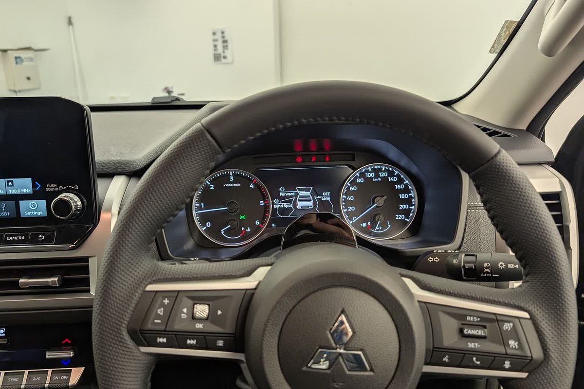 2025 Mitsubishi Triton GLS MV 4X4