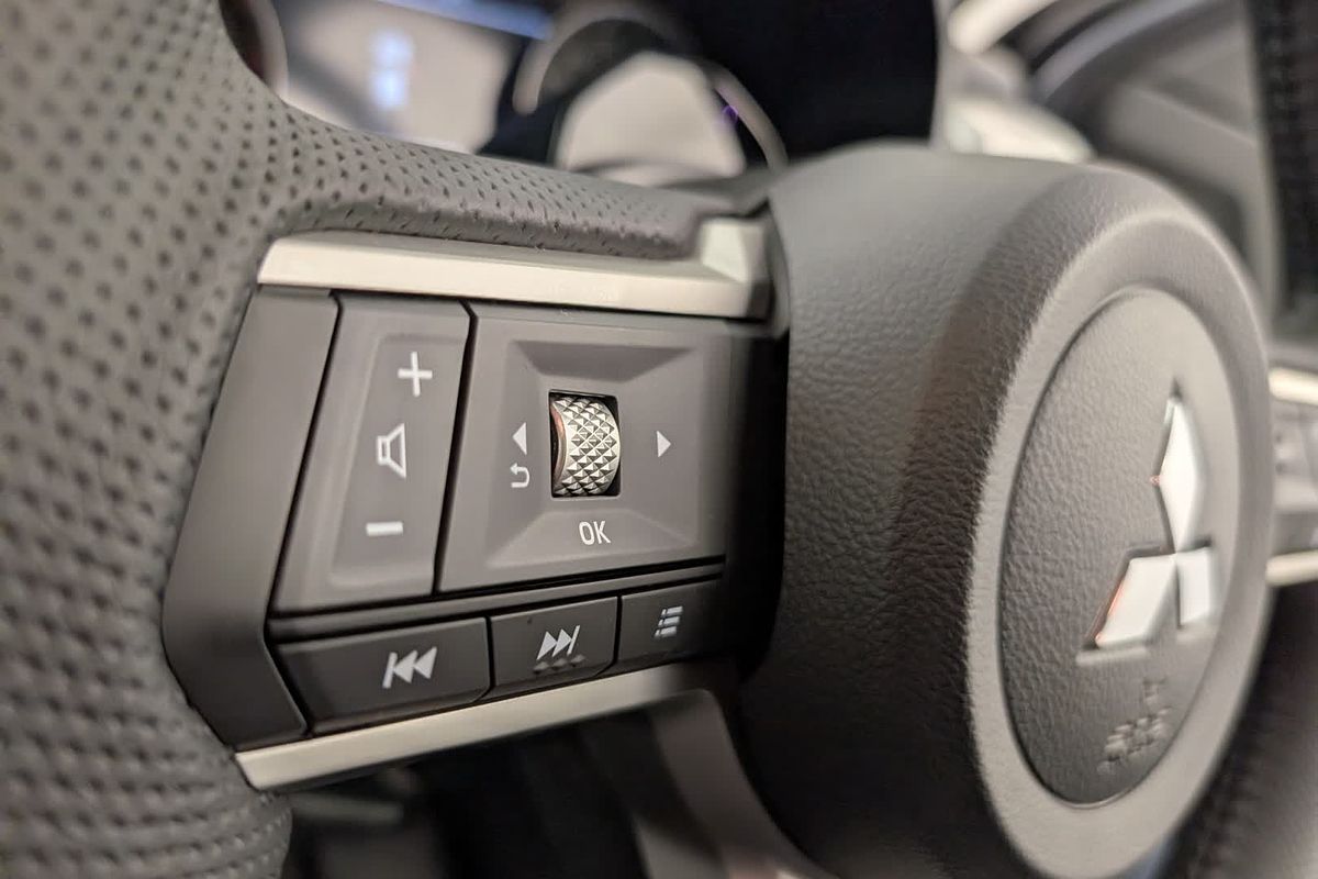 2025 Mitsubishi Triton GLS MV 4X4