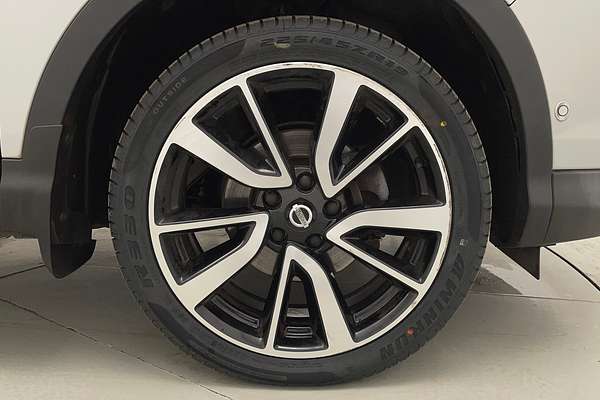 2017 Nissan QASHQAI Ti J11