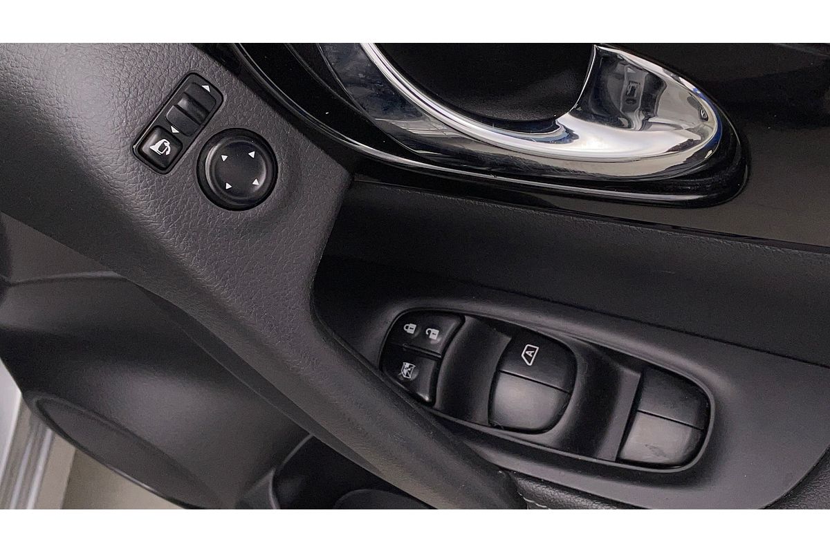 2017 Nissan QASHQAI Ti J11